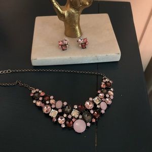 Women’s necklace and earring set